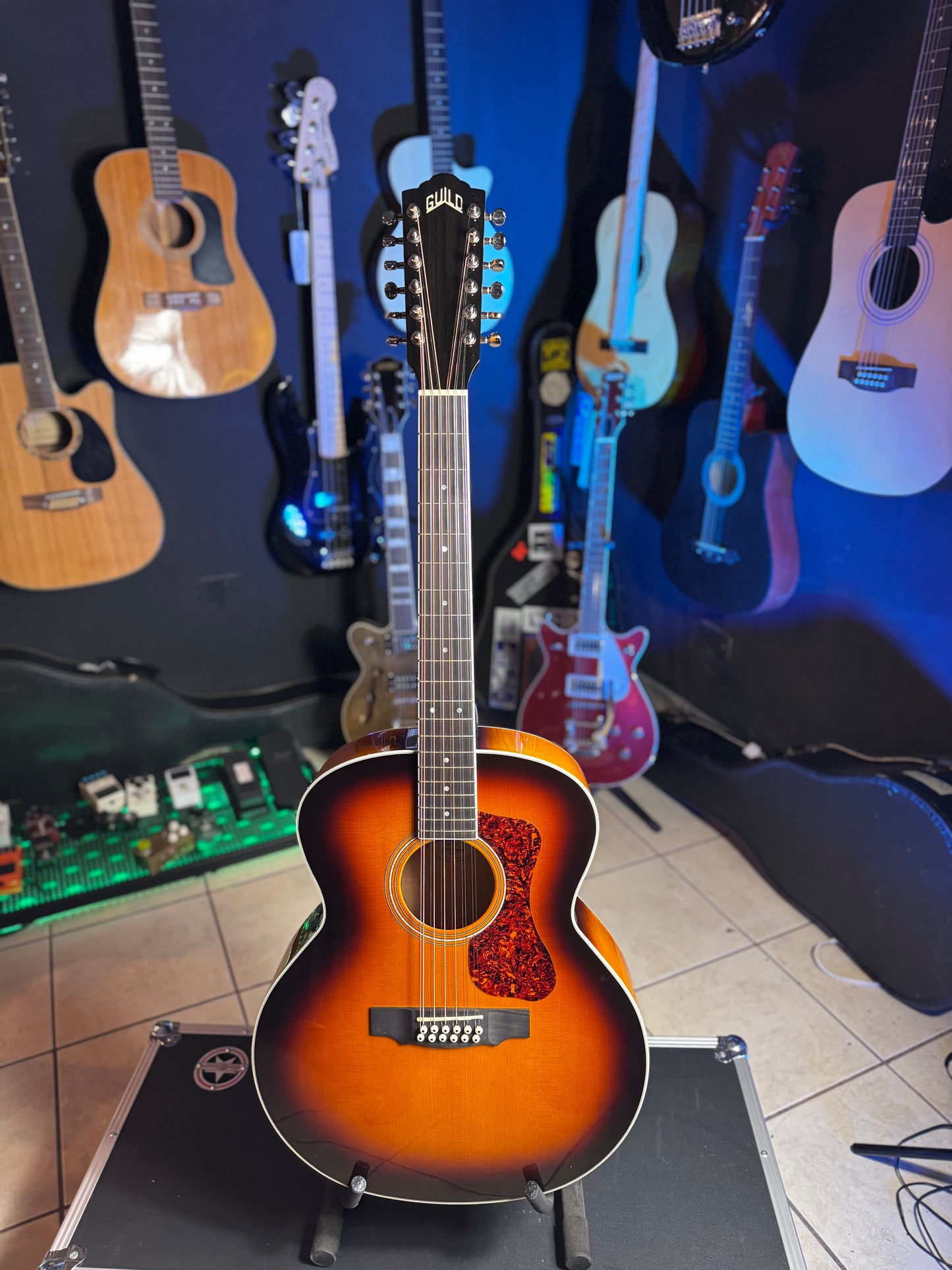 Guitarra ElectroAcústica Guild F-2512E Deluxe 12 Cuerdas