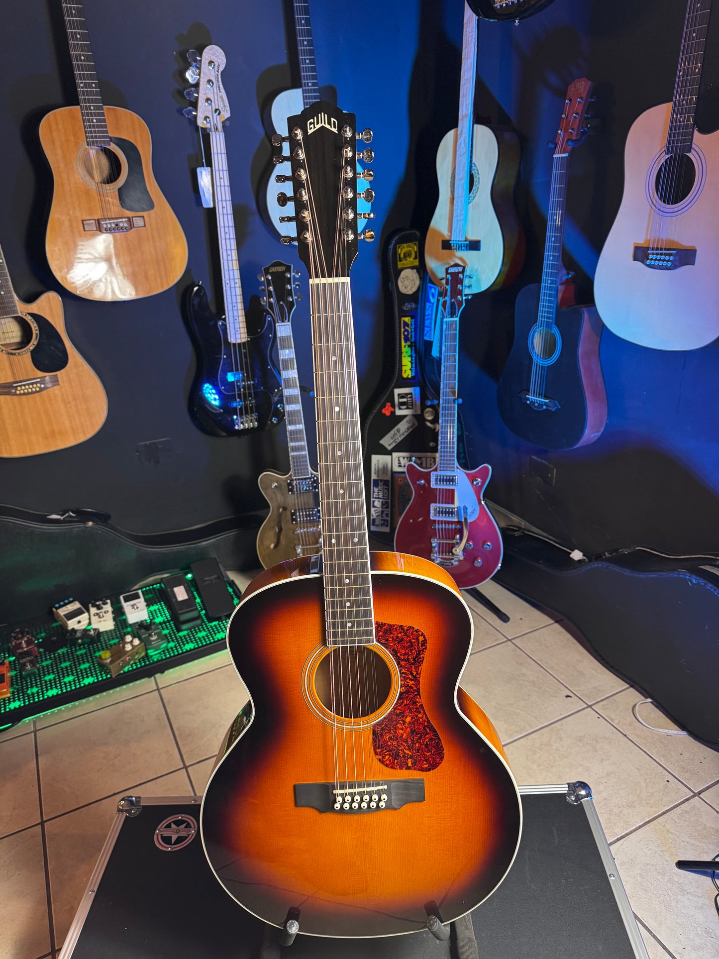 Guitarra ElectroAcústica Guild F-2512E Deluxe 12 Cuerdas