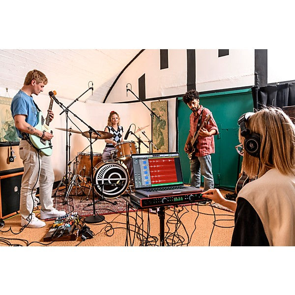 Interfaz de Audio USB-C Focusrite Scarlett 18i20 4ª Generación 18x20 Profesional
