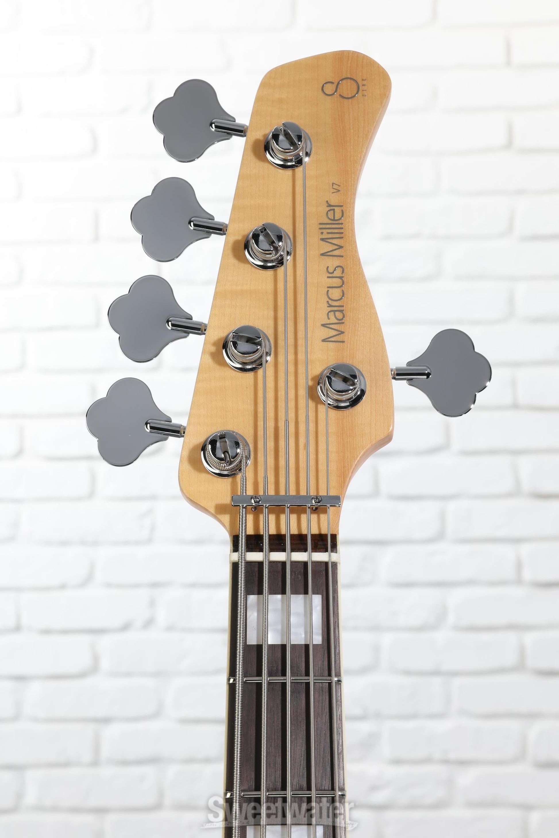 Sire Marcus Miller V7 Bajo Aliso 5 Cuerdas Blanco Antiguo Premium